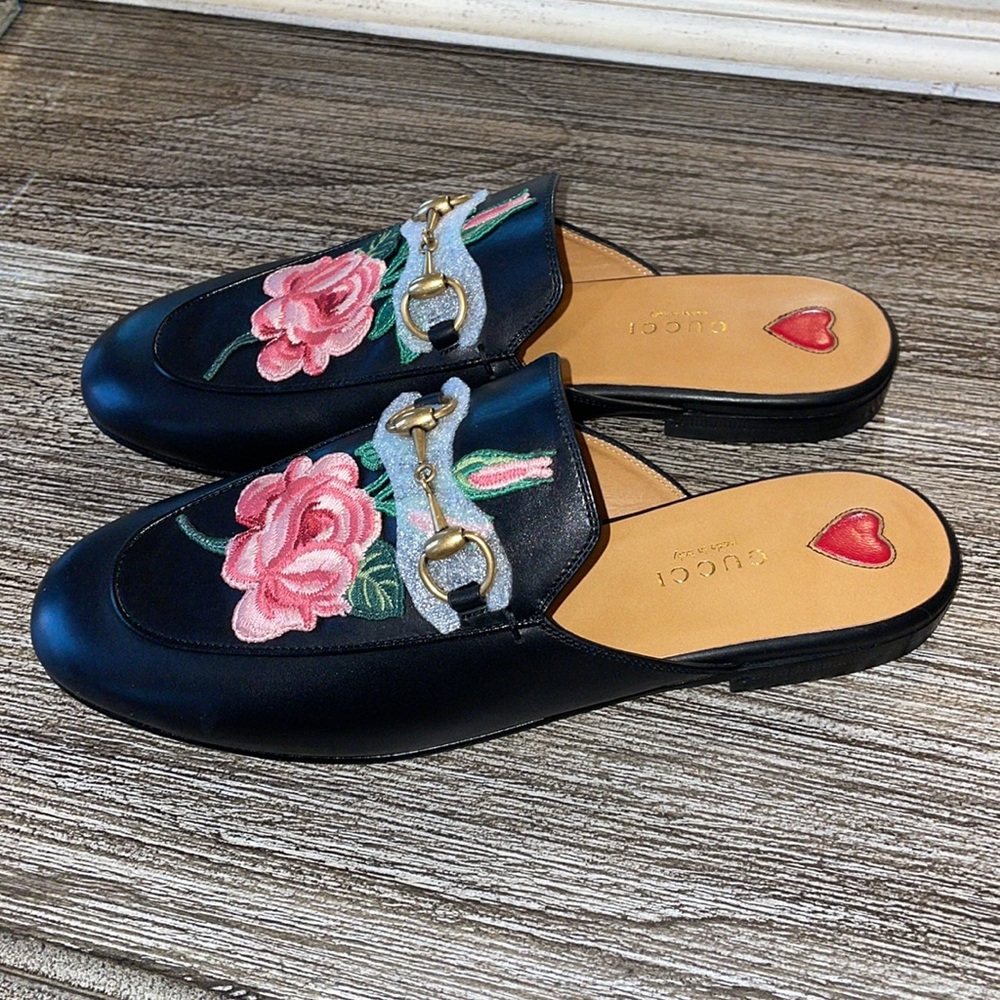 Authentic gucci shoes (women) - Picture 6 of 7
